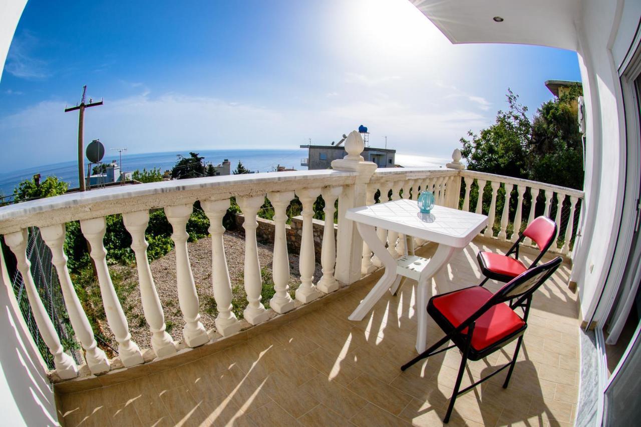 Dorvin Apartments Dhërmi Esterno foto